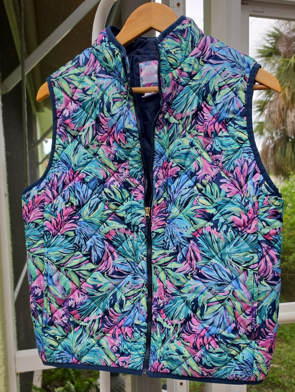 STELLA PARKER Tropical Leaf Quilted Vest